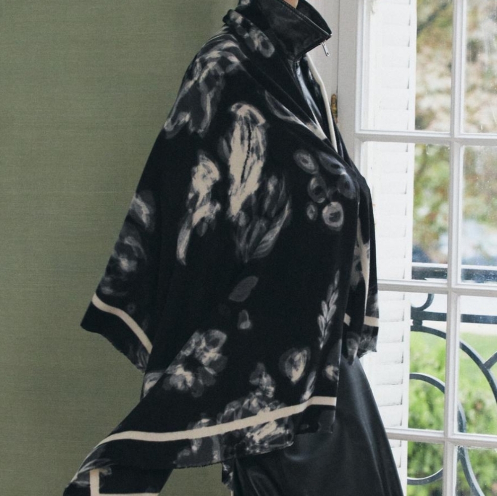 ZARA Women's Floral Printed Scarf(Black, Size:M) - Picture 3 of 6